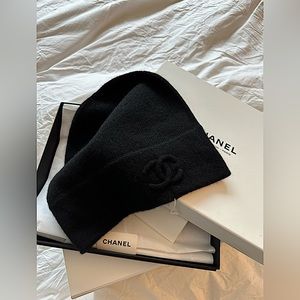 Chanel cashmere CC black beanie hat NEW purchased in Paris at flagship store